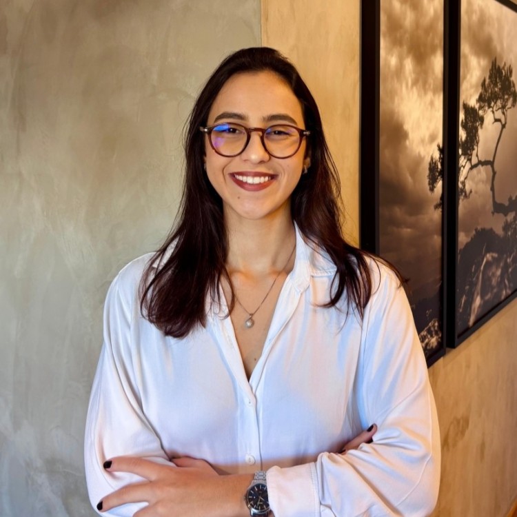 Nicole Adolfo Pompeo
